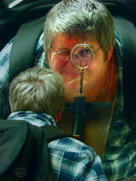 magnify selfie